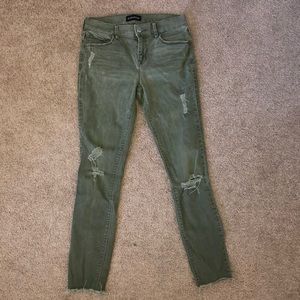 Ankle Legging Mid Rise Ripped Jeans